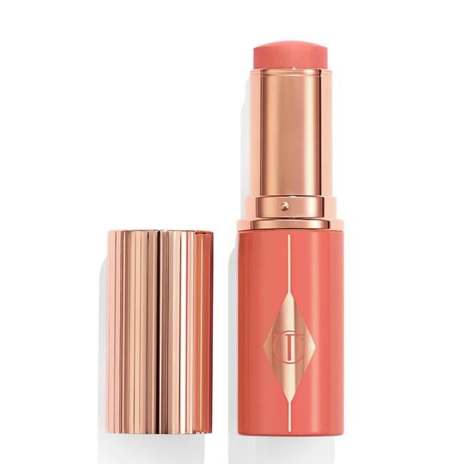 Unreal Blush Healthy Stick de Charlotte Tilbury. Precio: 40 euros